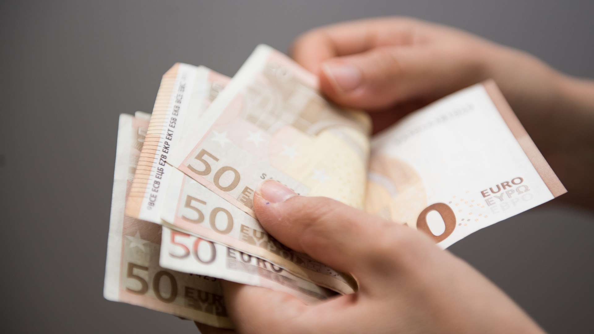 5 ứng dụng chuyển tiền từ Đức về Việt Nam tốt nhất 2021